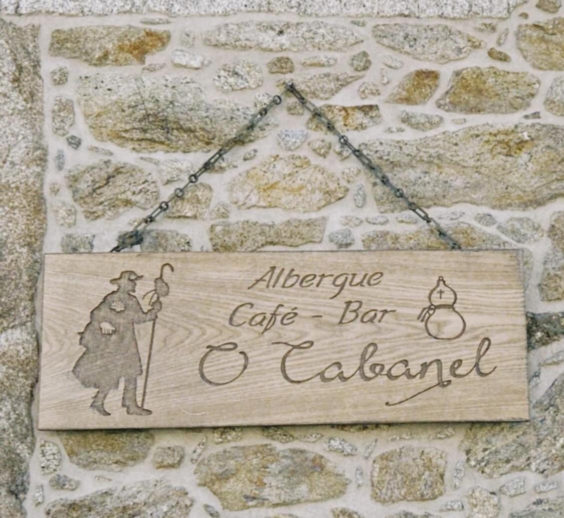 O Cabanel Albergue-Bar Villastose Kültér fotó