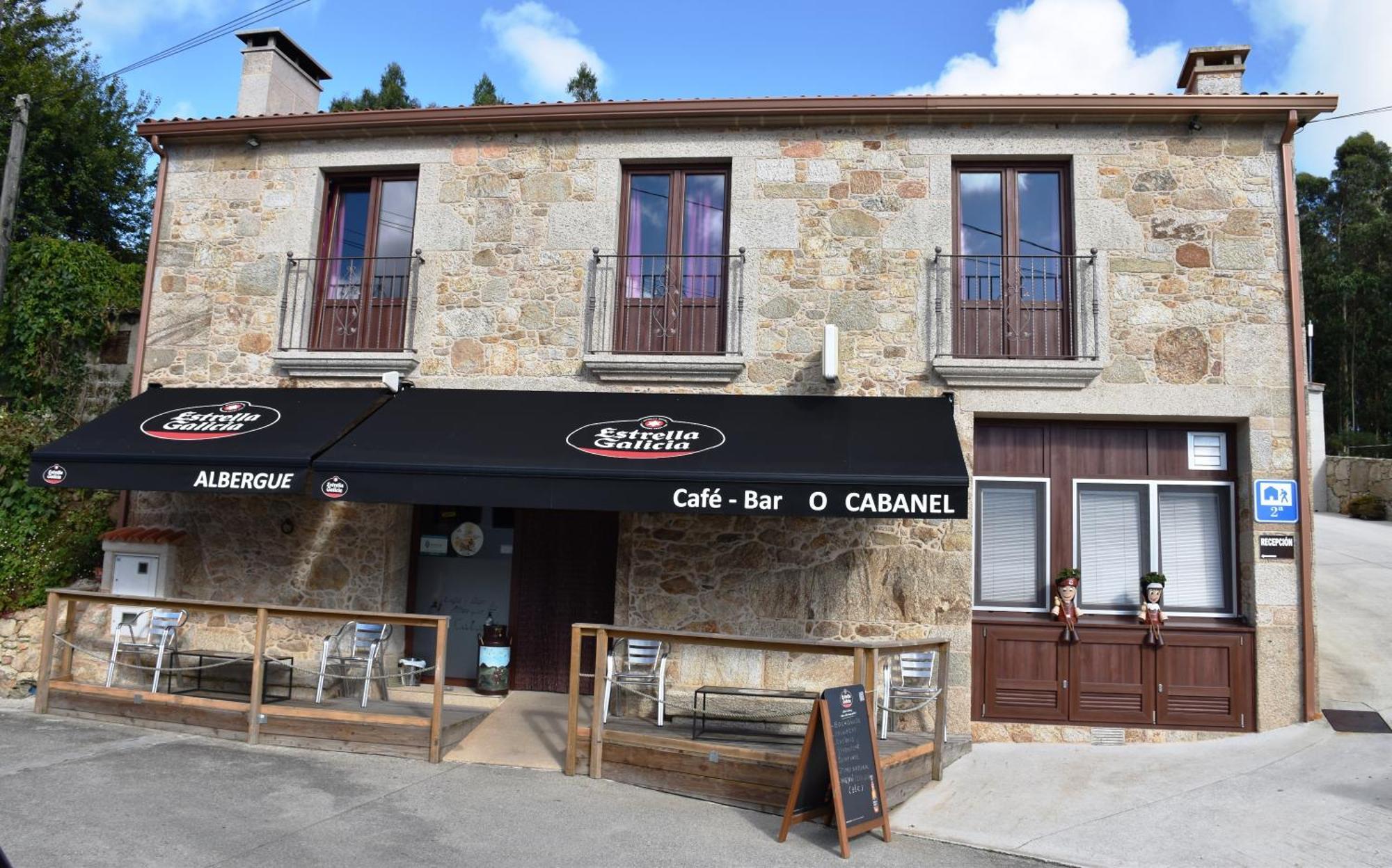O Cabanel Albergue-Bar Villastose Kültér fotó