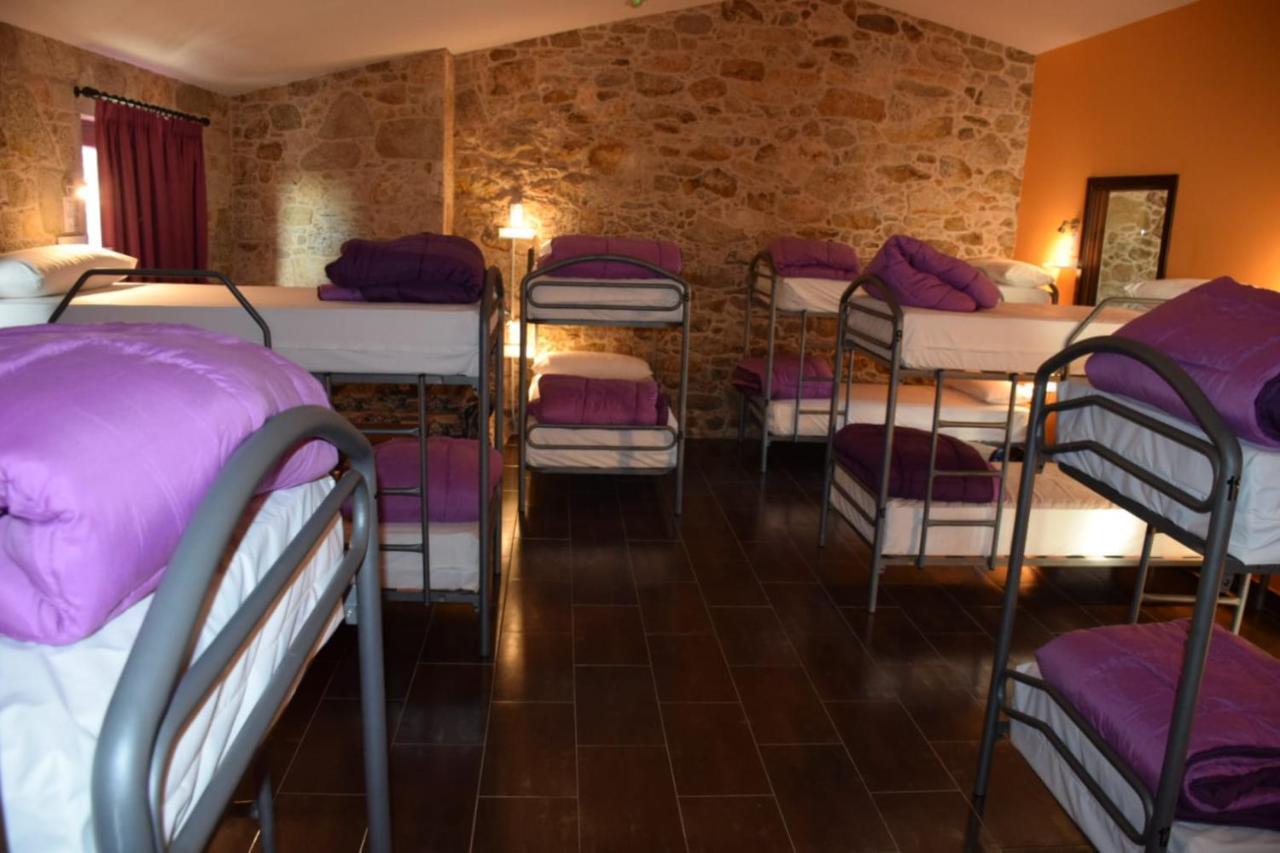 O Cabanel Albergue-Bar Villastose Kültér fotó